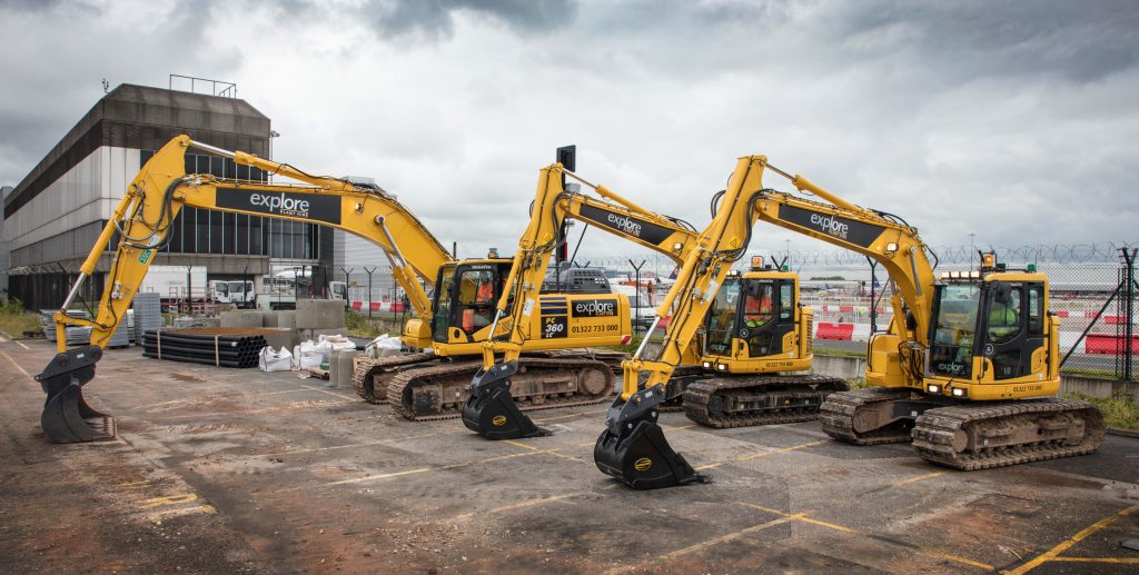 Explore plant hire komatsu machines excavators