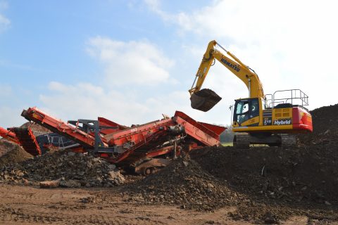 Hybrid Komatsu diggers excavators Marubeni-Komatsu machine heavy equipment Tom Prichards Recycling