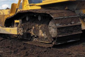 undercarriage plus Komatsu track bulldozer excavator packing